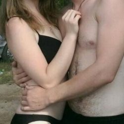Семейная пара в поиске девушки в Воронеже для отношений, общения и секса