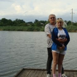 Молодая пара ищет девушку или пару для частых встреч в Воронеже